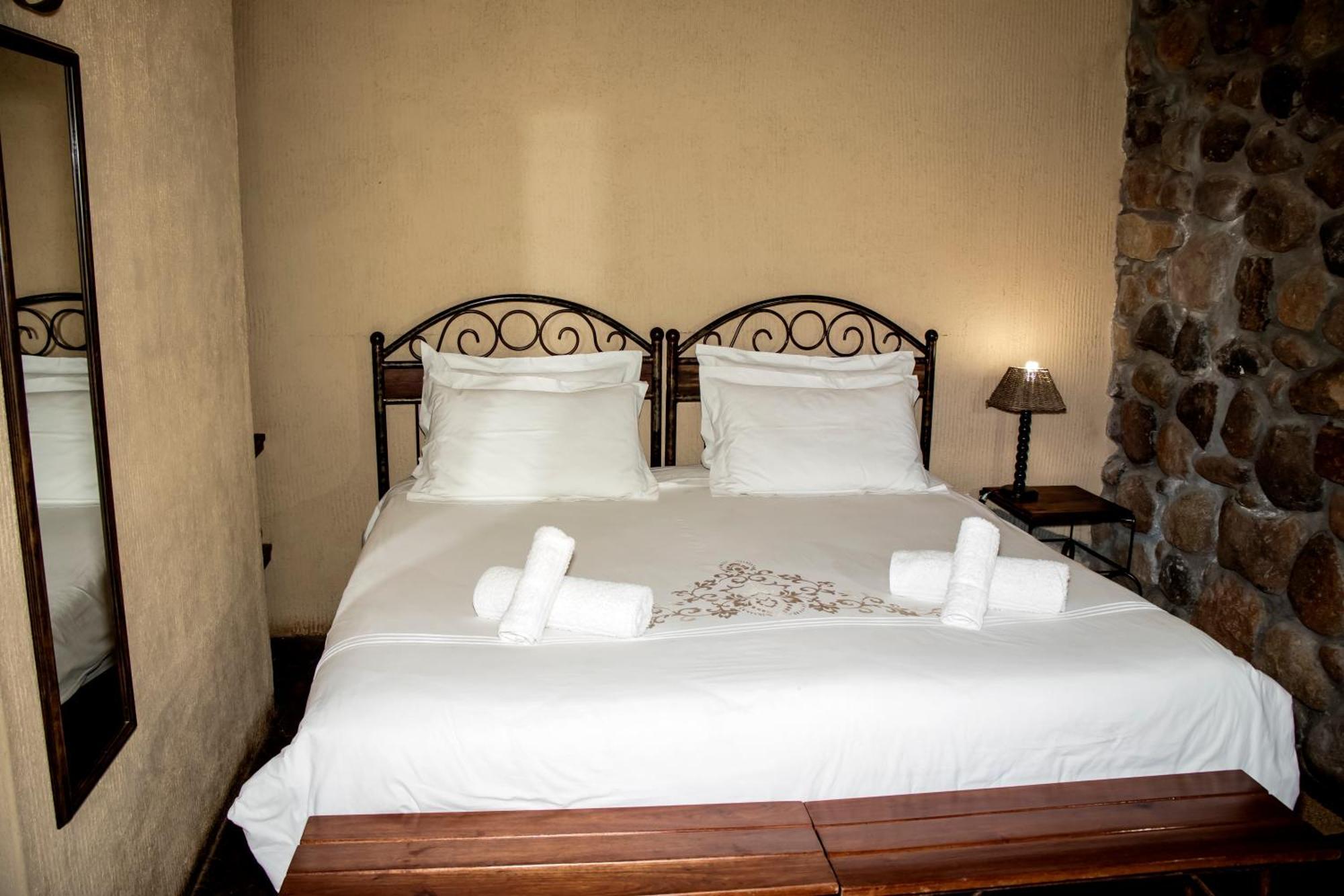 The Vale Karoo Farm Villa Nelspoort Bagian luar foto